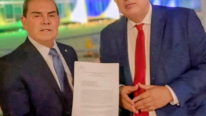 Adeilson Bezerra vai ao STF defender agricultores de Palmeiras dos Índios e é recebido por Gilmar Mendes