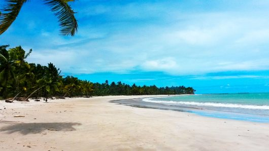 MPF garante reabertura de acesso de pescadores à praia de Ipioca, em Maceió