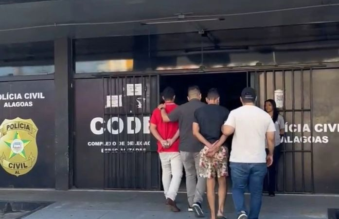 Polícia Civil prende dupla por furto e receptação de celulares em eventos esportivos em Maceió