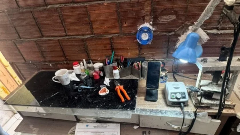 CRO-AL interdita laboratório ilegal de prótese dentária em Campo Alegre e flagra risco à saúde pública