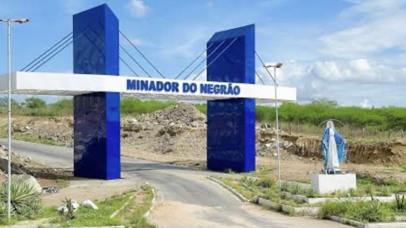 Vítima é assassinada a tiros e encontrada às margens da AL-490, em Minador do Negrão