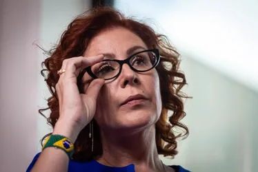 Moraes anula decisão da Câmara e determina perda imediata do mandato de Carla Zambelli