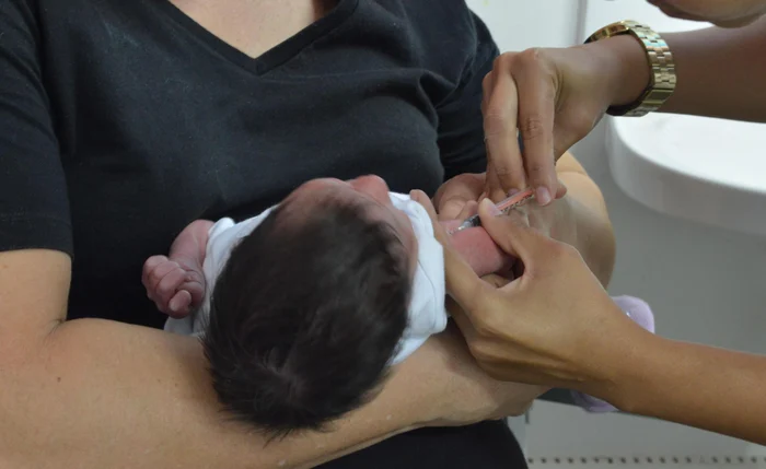 Alagoas passa a oferecer vacina contra a bronquiolite para recém-nascidos