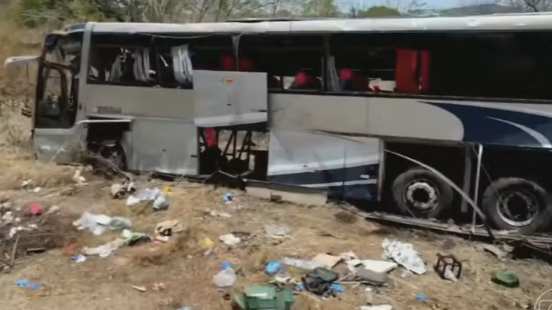 Ônibus com romeiros: Polícia extrai dados de GPS e aguarda depoimento de motorista
