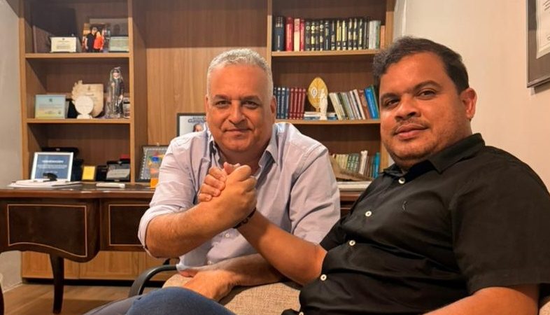Presidente da Câmara destaca atuação de Alfredo Gaspar na CPMI após encontro em Maceió