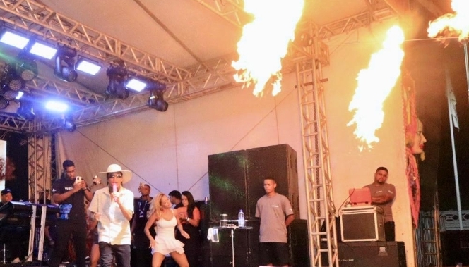 Theuzinho anima Sábado de Zé Pereira em Palmeira dos Índios