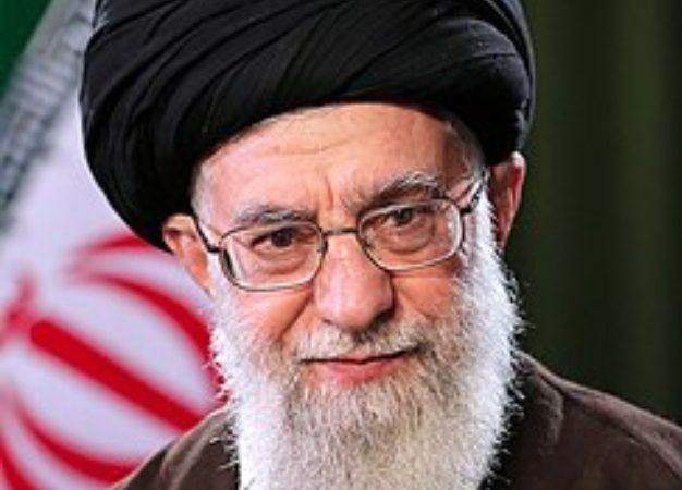 Primeiro-ministro de Israel diz que líder supremo do Irã pode ter sido atingido em ataques e acirra tensão na região