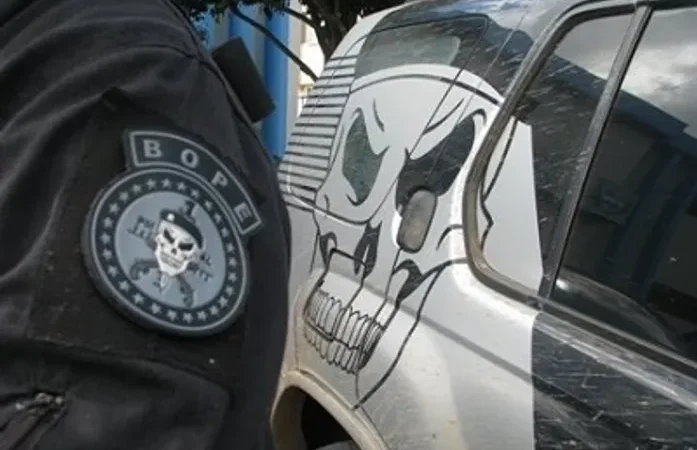 Artefato explosivo é encontrado em frente à sede de torcida em Maceió