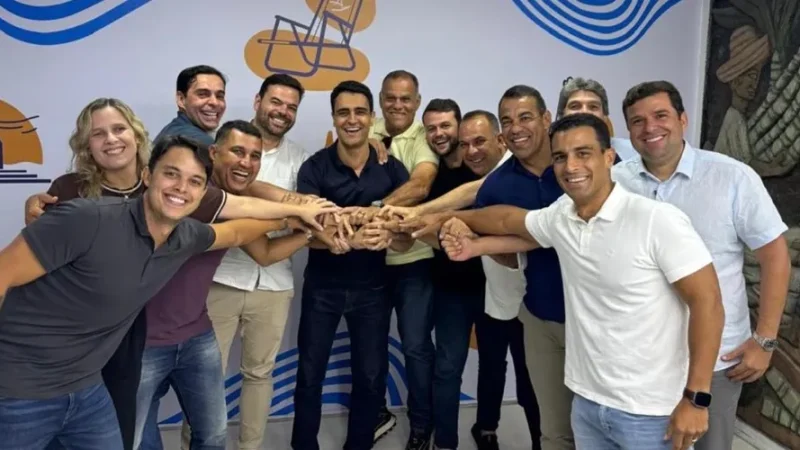 JHC deixa o PL, confirma pré-candidatura ao governo e articula chapa com esposa ao Senado