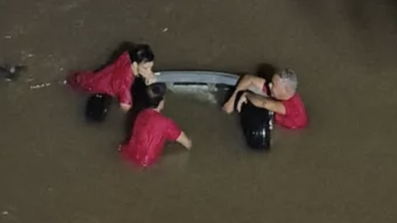 Criminosos furtaram mais de R$ 70 mil de lotérica e perderam todo o valor no Rio Mundaú