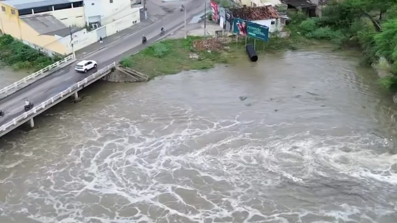 Sertão em alerta: Piranhas e Delmiro Gouveia decretam emergência após chuvas históricas