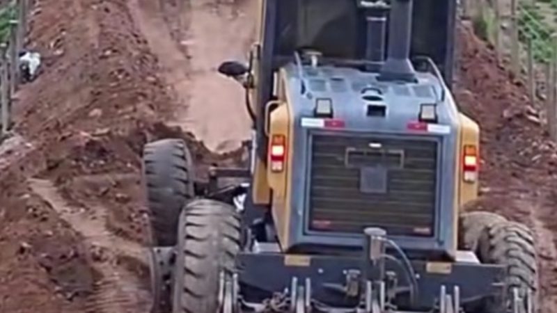 Após temporais, prefeitura intensifica recuperação de estradas vicinais em Tanque D’Arca