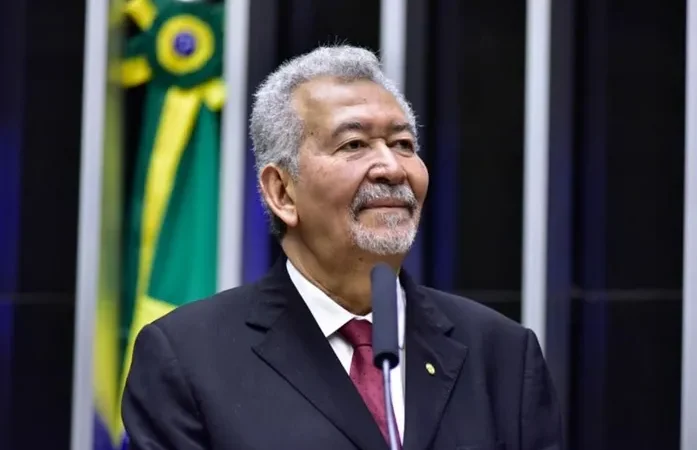 Esquerda encolhe em Alagoas e aposta em Lessa e Paulão para sobreviver nas urnas