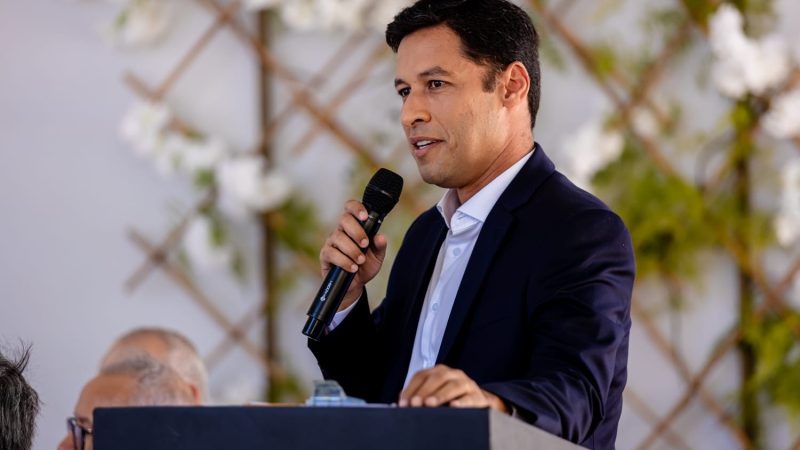 Sem vice: Rodrigo Cunha assume Prefeitura de Maceió após saída de JHC