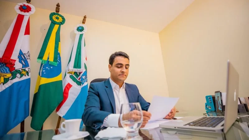 JHC promove “faxina administrativa” em Maceió e exonera cargos comissionados; decisão acende cenário político para 2026