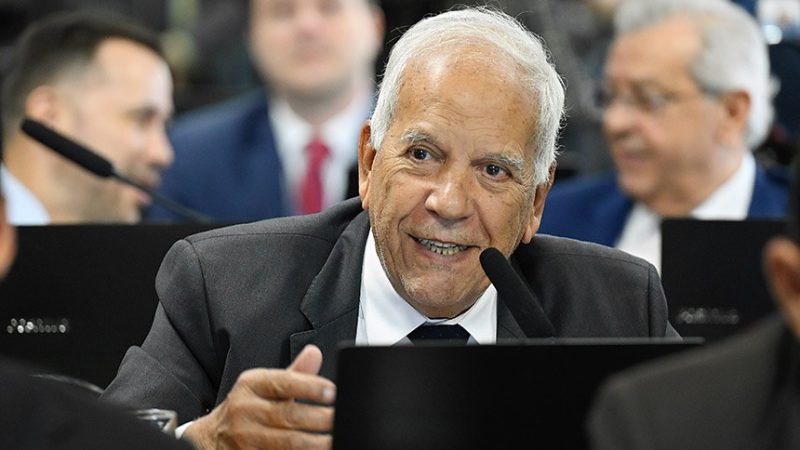 CCJ aprova PEC que impede responsabilização de veículos por falas de entrevistados durante entrevistas