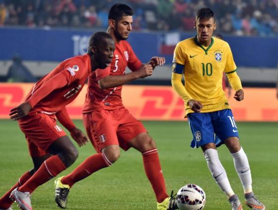 Neymar decide, e Brasil vence o Peru em estreia na Copa América