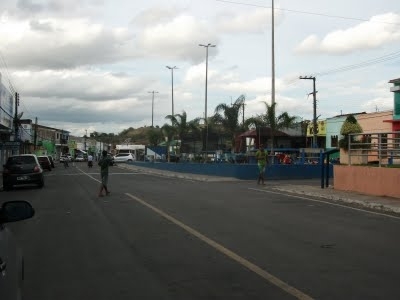 Família tem casa alvejada e menina de 5 anos é atingida e morre