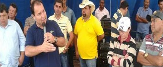 Prefeito Oliveiro Torres prestigia Fórmula Jegue em Igaci