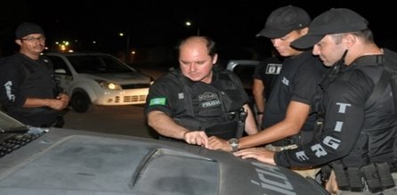 Delegado confirma troca de tiros e afirma que grupo planejava sequestros em Arapiraca