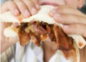 Jovem monitorado por tornozeleira eletrônica é assassinado a tiros em Palmeira dos Índios