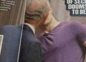 Tabloide divulga fotos do príncipe Charles aos beijos com rapaz
