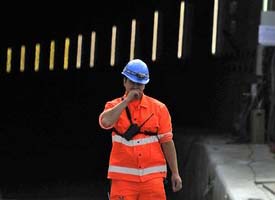 Suíça inaugura túnel ferroviário de 57 km, o mais longo do mundo