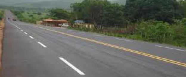 Colisão entre carro e moto deixa um ferido na AL-115 em Palmeira dos Índios