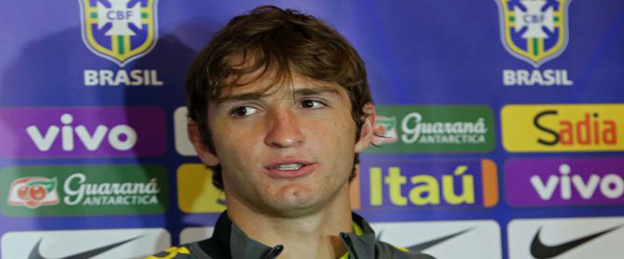 Putin aprova e brasileiro defenderá a seleção russa