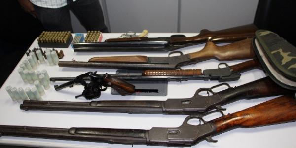 Campanha de Entrega Voluntária de Armas recebe 170 itens em um dia