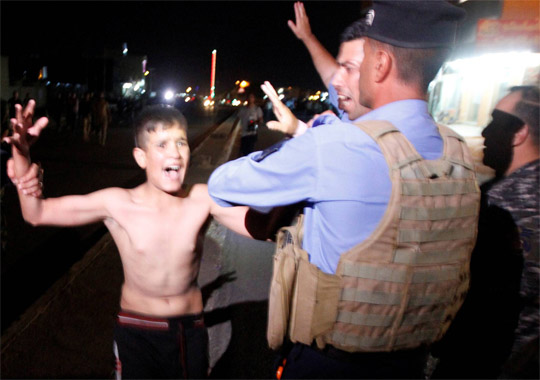 Menino-bomba iraquiano é detido pouco antes de se explodir