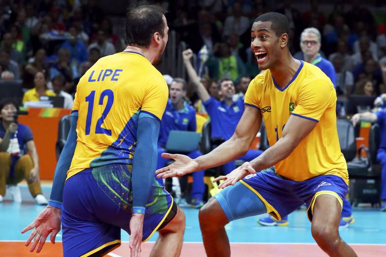 Firme, forte e dourado: Brasil bate Itália e volta ao topo olímpico