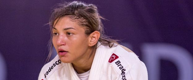 Sarah altera ciclo hormonal para lutar ‘menstruada’ na Rio 2016