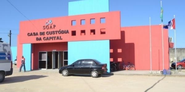 Polícia procura suspeitos de atirar em agente penitenciário na sexta