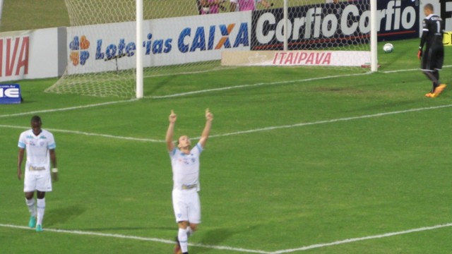 Série B: CRB perde de virada para o Avaí no estádio Rei Pelé