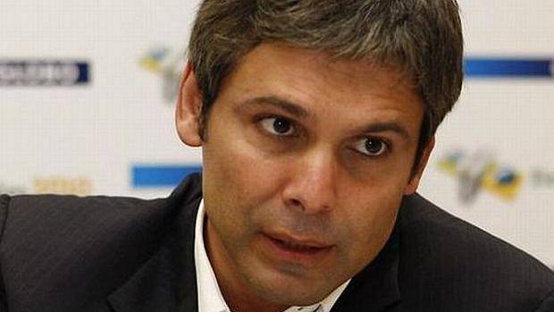 Senador petista se envolve em confusão (vídeo)