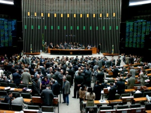 Câmara começa a votar nesta semana PEC que limita despesa pública