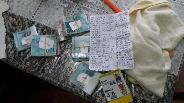 MP pede busca e apreensão e PF apreende R$ 27 mil em residências de cabos eleitorais
