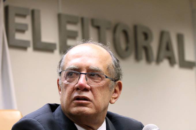 Campanhas gastaram 1/3 do valor de 2012, diz presidente do TSE