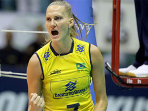 De volta, Mari se preocupa com passo atrás; ‘financeiramente, Brasil não vale a pena’