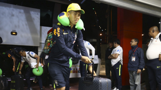 Seleção brasileira leva água e até papel higiênico à Venezuela