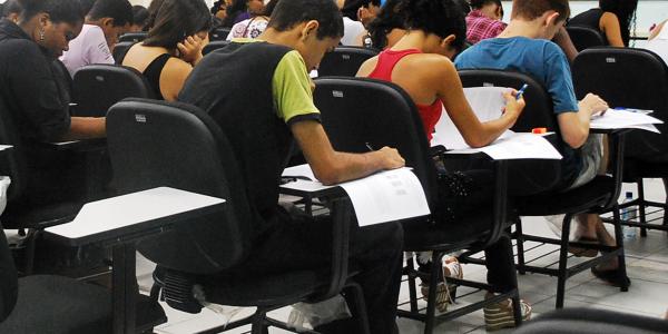 Enem começa neste sábado (5) para 8 milhões de estudantes