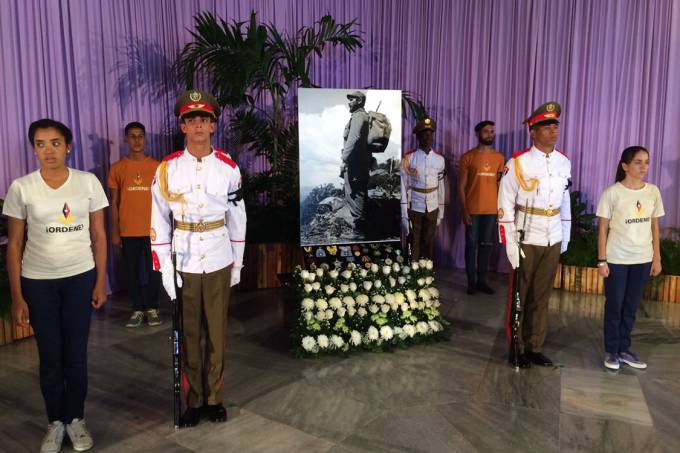 Cubanos e Fidel: a indiferença com um personagem já esquecido