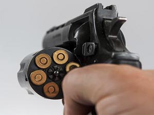 Para 57% dos brasileiros, bandido bom é bandido morto