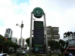 Voo da Chape: Ruschel, Follmann e Henzel voltam ao Brasil