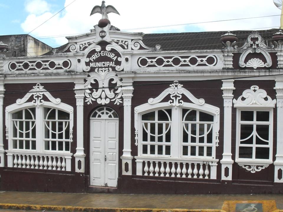 Prefeitura de Palmeira recebe notificação de dívida milionária com a Eletrobras