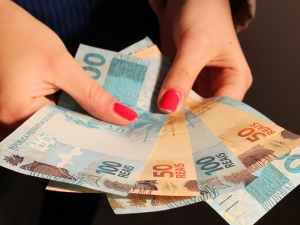 Governo oficializa reajuste de 6,58% para aposentados que ganham acima do mínimo