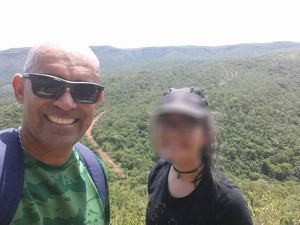 Artista plástico morre ao cair de penhasco enquanto fazia selfie
