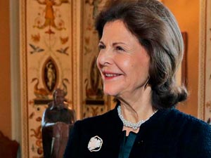 Rainha da Suécia garante conviver com fantasmas em castelo