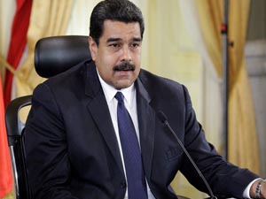 Parlamento da Venezuela declara abandono de cargo por parte de Maduro